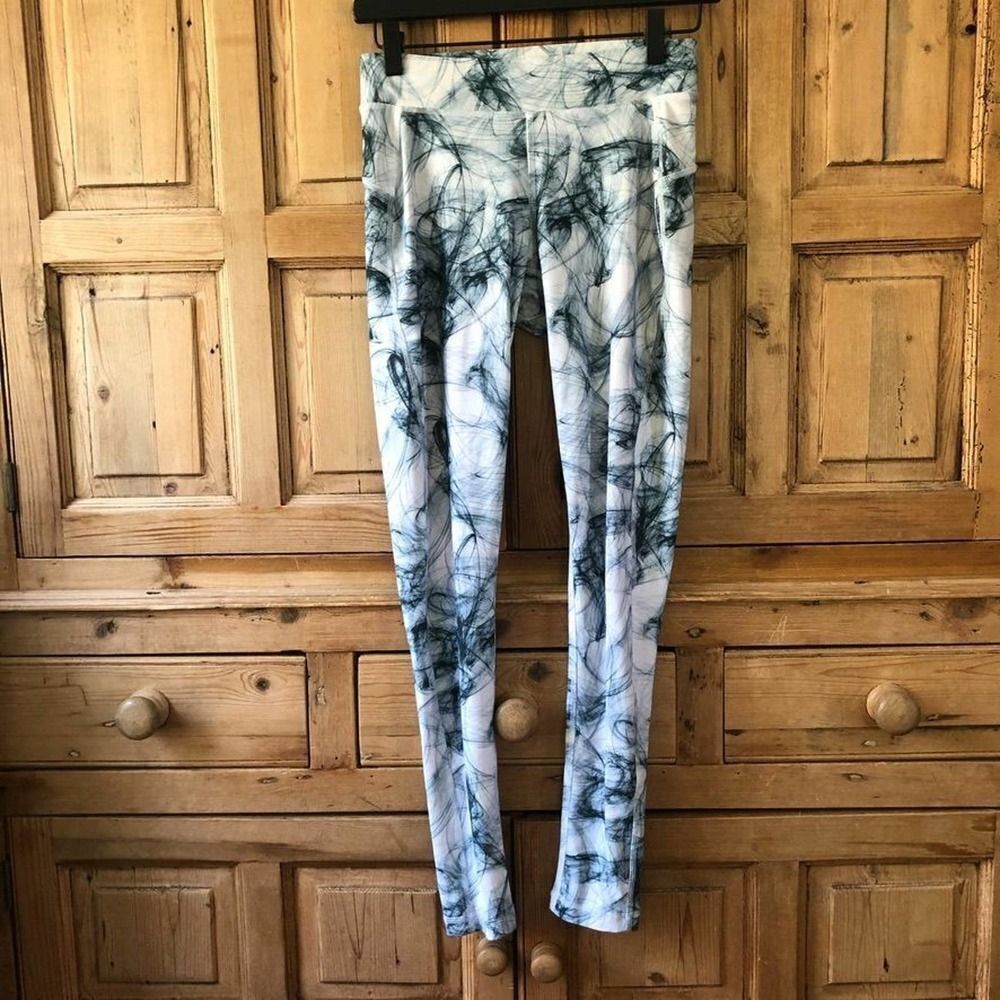 Human Performance Engineering‎ Medium Blue White Leggings